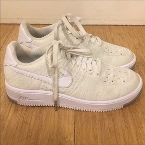 Nike AirForce 1 FlyKnit